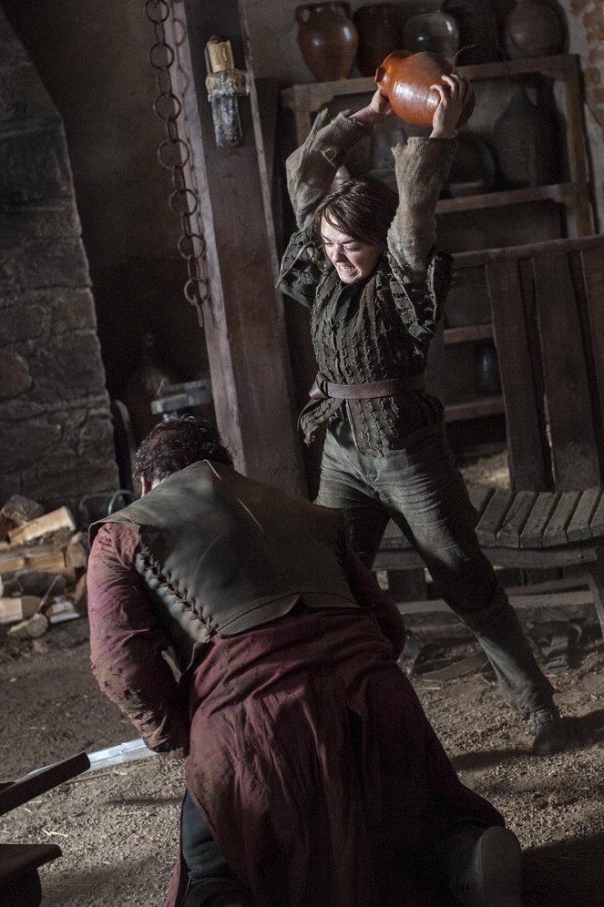 Game Of Thrones - Zwei Schwerter - Filmfotos - Maisie Williams