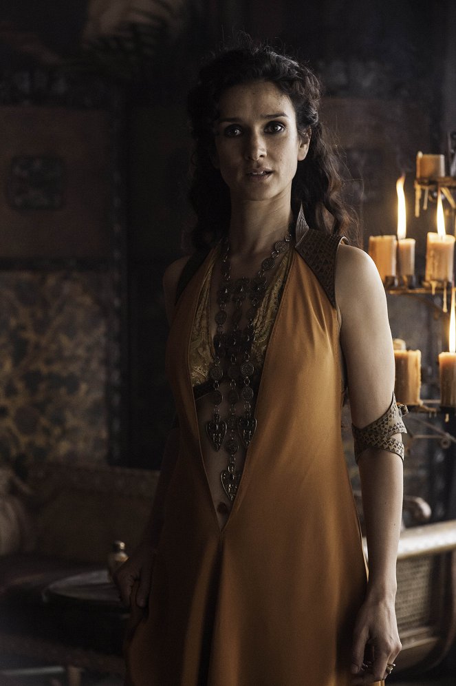 Game of Thrones - Duas Espadas - Do filme - Indira Varma