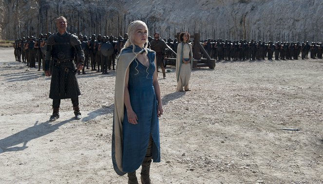 Game Of Thrones - Sprengerin der Ketten - Filmfotos - Iain Glen, Emilia Clarke, Nathalie Emmanuel