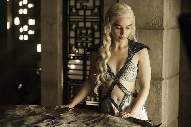 Game Of Thrones - Season 4 - Die Spottdrossel - Filmfotos - Emilia Clarke