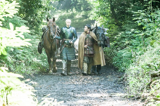 Game of Thrones - Season 4 - Mockingbird - Photos - Gwendoline Christie, Daniel Portman