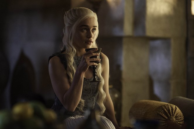 Game of Thrones - Season 4 - L'Oiseau moqueur - Film - Emilia Clarke