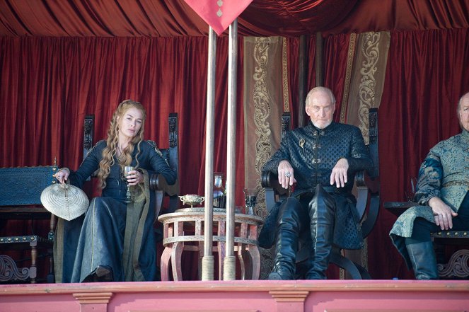 Game of Thrones - Season 4 - The Mountain and the Viper - Do filme - Lena Headey, Charles Dance