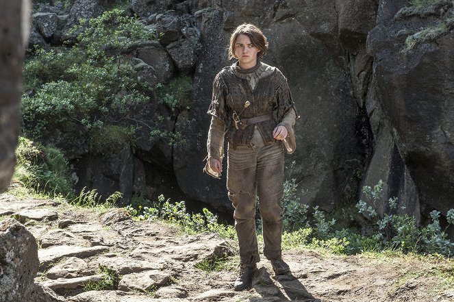Game of Thrones - Season 4 - The Mountain and the Viper - Do filme - Maisie Williams