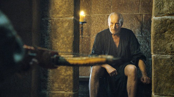 Game of Thrones - The Children - Photos - Charles Dance