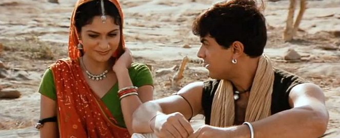 Lagaan - Kuvat elokuvasta - Gracy Singh, Aamir Khan