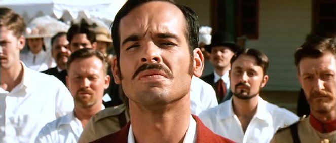 Lagaan: Once Upon a Time in India - Do filme - Paul Blackthorne