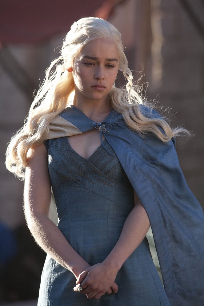Game of Thrones - Season 3 - Voici que son tour de garde est fini - Film - Emilia Clarke