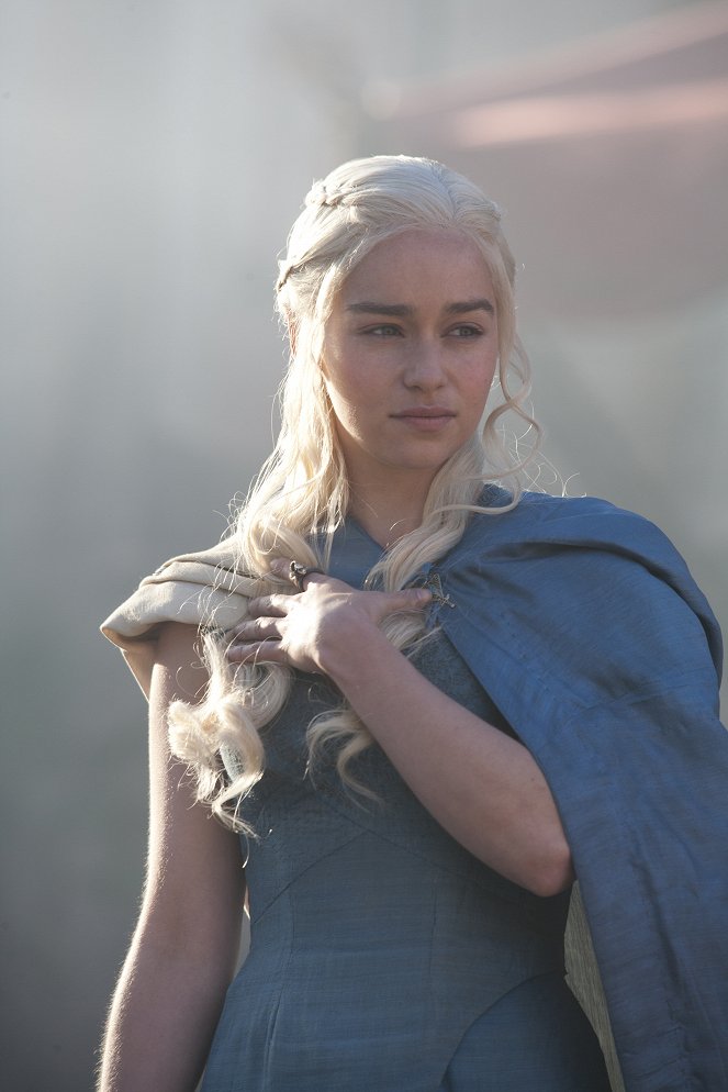 Game of Thrones - And Now His Watch is Ended - Kuvat elokuvasta - Emilia Clarke