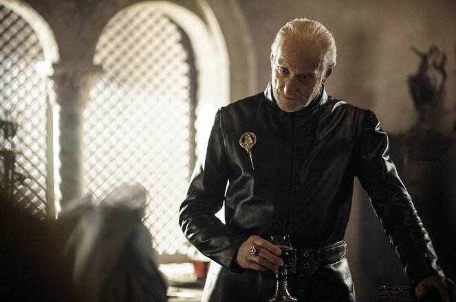 Game of Thrones - The Climb - Photos - Charles Dance