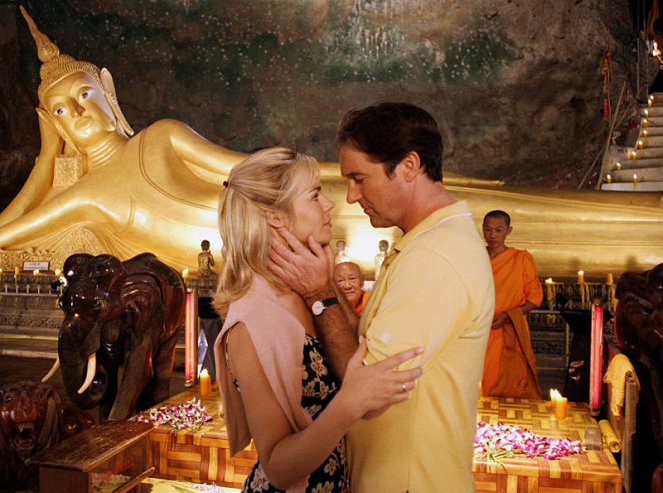 Hotel snov - Hviezdy nad Thajskom - Z filmu - Saskia Valencia, Helmut Zierl