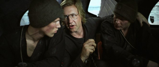 Kommandør Treholt & ninjatroppen - Van film - Mads Ousdal