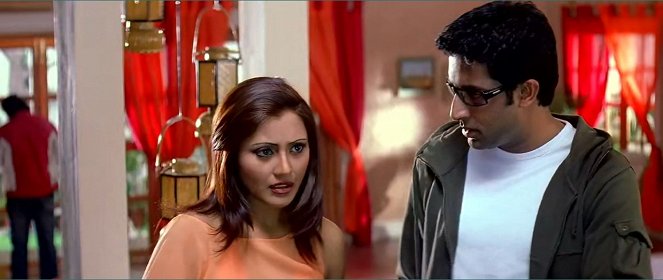 Úder - Z filmu - Rimi Sen, Abhishek Bachchan