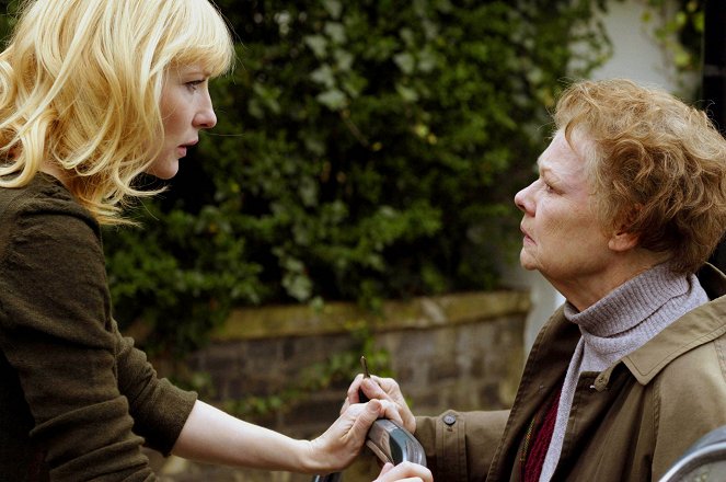 Notes on a Scandal - Photos - Cate Blanchett, Judi Dench