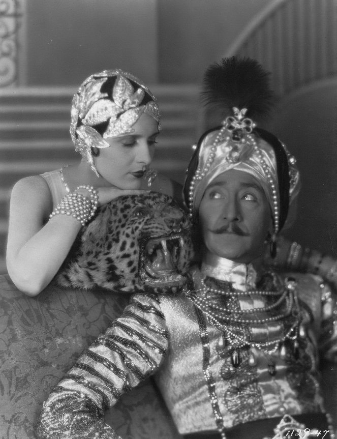 His Tiger Wife - Filmfotos - Evelyn Brent, Adolphe Menjou