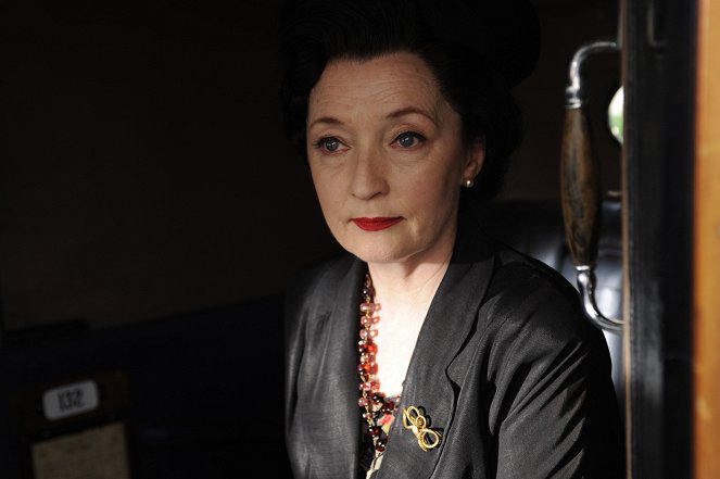Fleming : The Man Who Would Be Bond - Episode 1 - Film - Lesley Manville