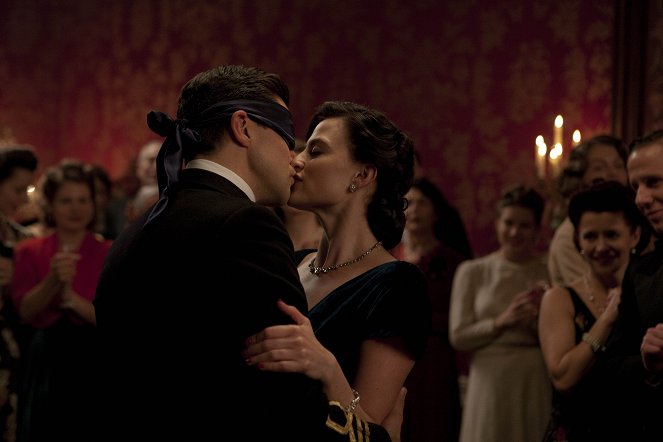 Fleming : The Man Who Would Be Bond - Film - Dominic Cooper, Lara Pulver