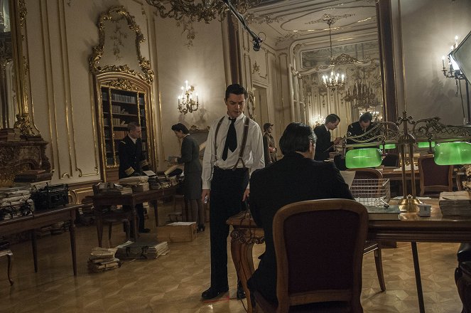 Fleming - Mies, josta tuli Bond - Episode 2 - Kuvat elokuvasta - Dominic Cooper