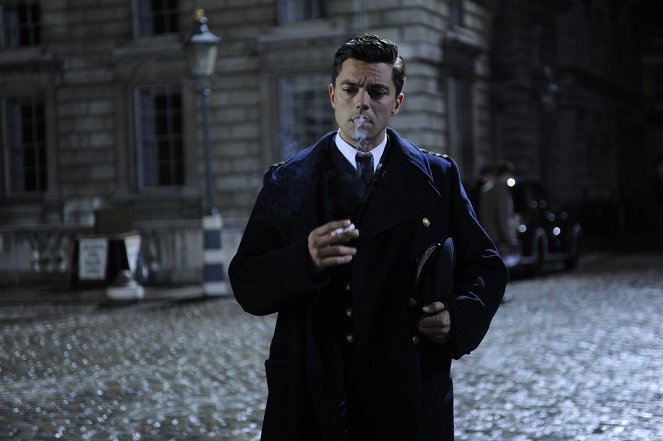 Mein Name ist Fleming. Ian Fleming - Episode 3 - Filmfotos - Dominic Cooper