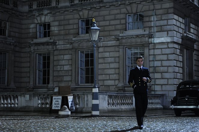 Fleming - Mies, josta tuli Bond - Episode 3 - Kuvat elokuvasta - Dominic Cooper