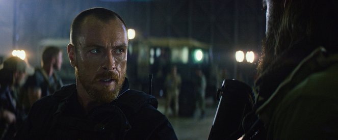 13 Hours: The Secret Soldiers of Benghazi - Photos - Toby Stephens