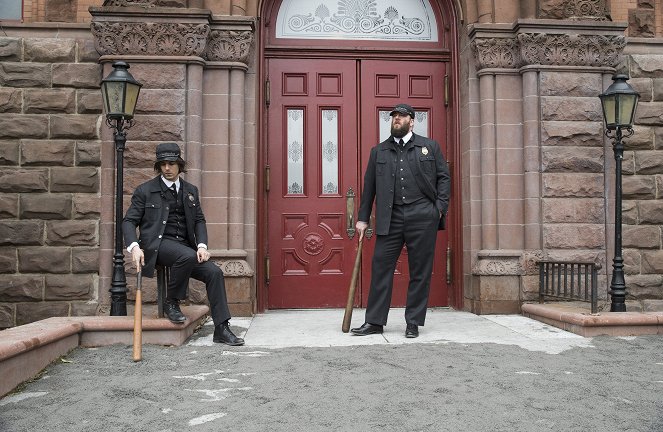 The Knick - There Are Rules - Photos - Chris Sullivan