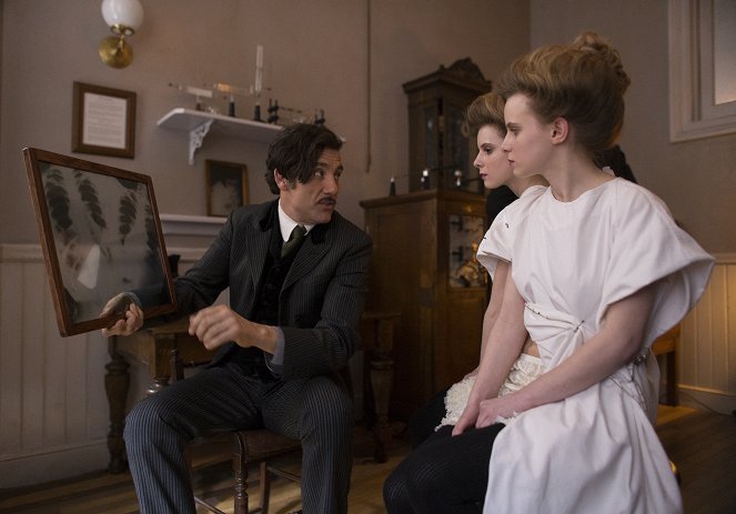 The Knick - There Are Rules - Photos - Clive Owen