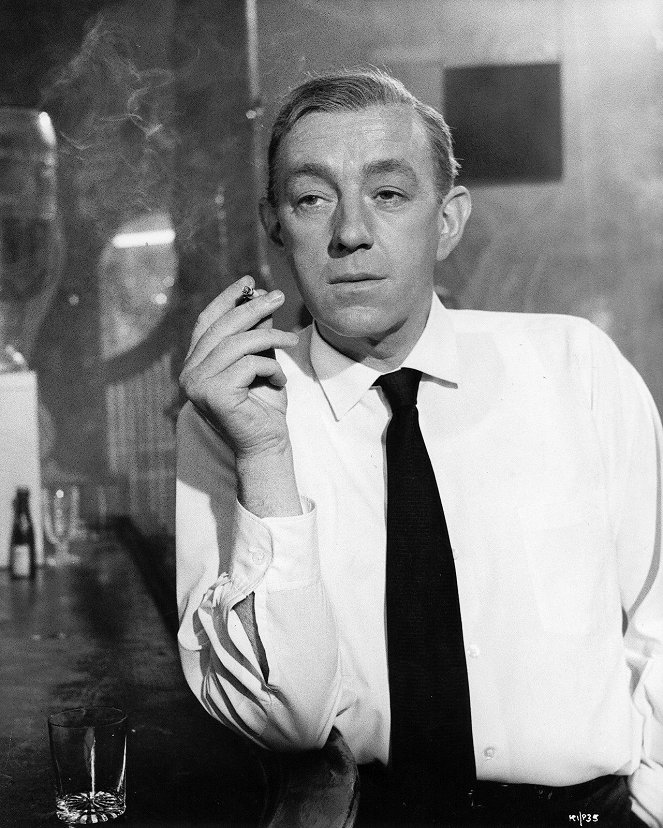 Our Man in Havana - Photos - Alec Guinness