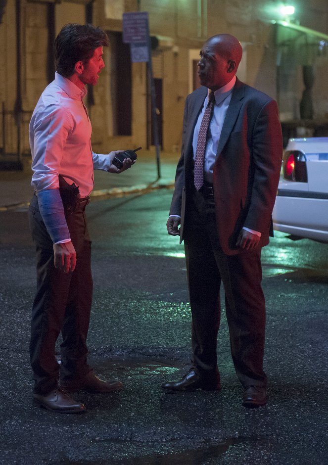 Daredevil - Season 1 - Condemned - Photos - Chris Tardio, Daryl Edwards