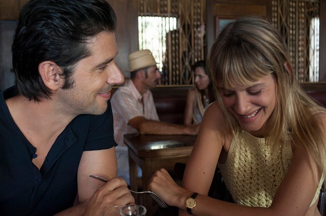 By the Sea - Photos - Melvil Poupaud, Mélanie Laurent