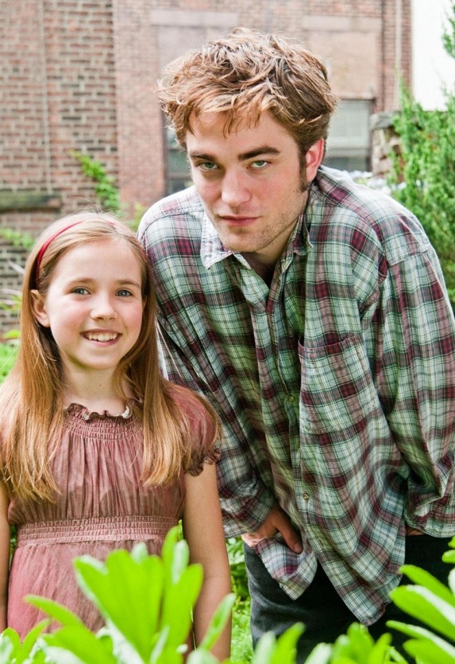 Nezapomeň na mě - Z natáčení - Ruby Jerins, Robert Pattinson