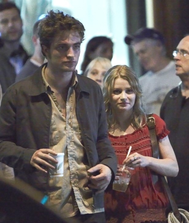 Remember Me - Lebe den Augenblick - Dreharbeiten - Robert Pattinson, Emilie de Ravin
