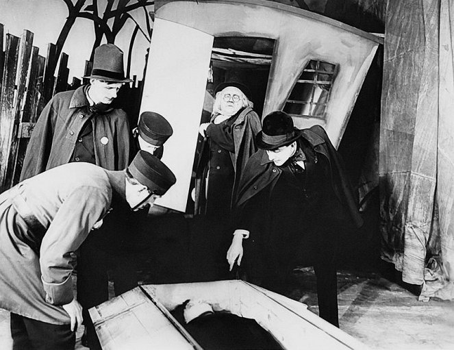 Tohtori Caligarin kabinetti - Kuvat elokuvasta