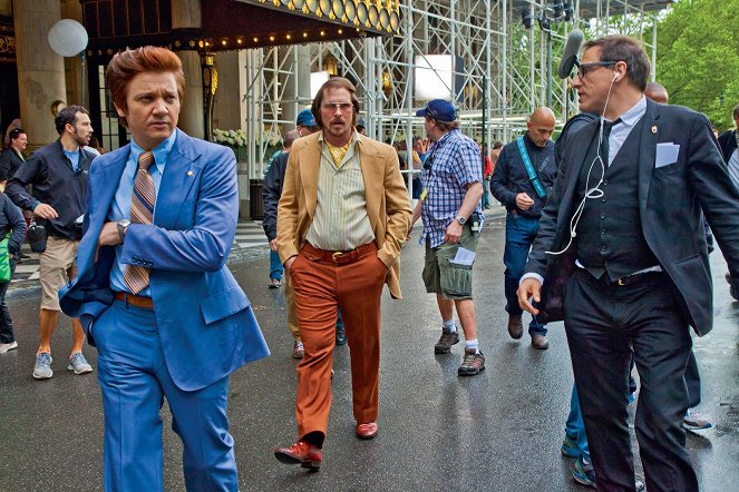American Hustle - Kuvat kuvauksista - Jeremy Renner, Christian Bale, David O. Russell