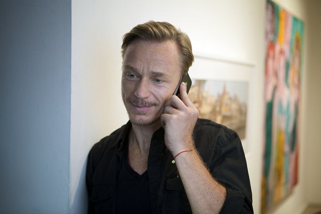 House of Cards - Chapter 6 - Photos - Ben Daniels