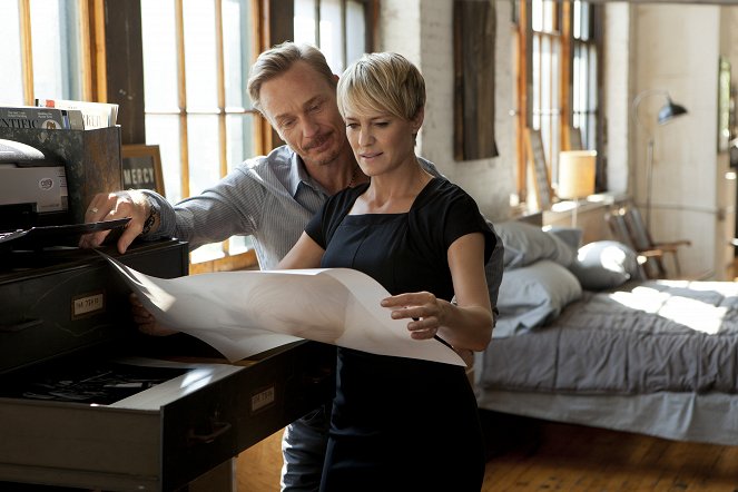 House of Cards - Chapter 10 - Photos - Ben Daniels, Robin Wright
