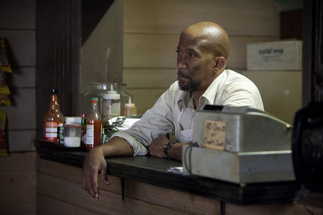 House of Cards - Chapter 10 - Photos - Reg E. Cathey
