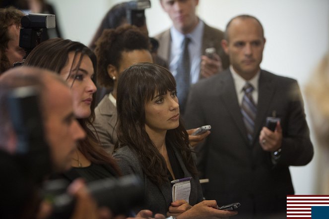 House of Cards - Chapter 10 - Photos - Constance Zimmer
