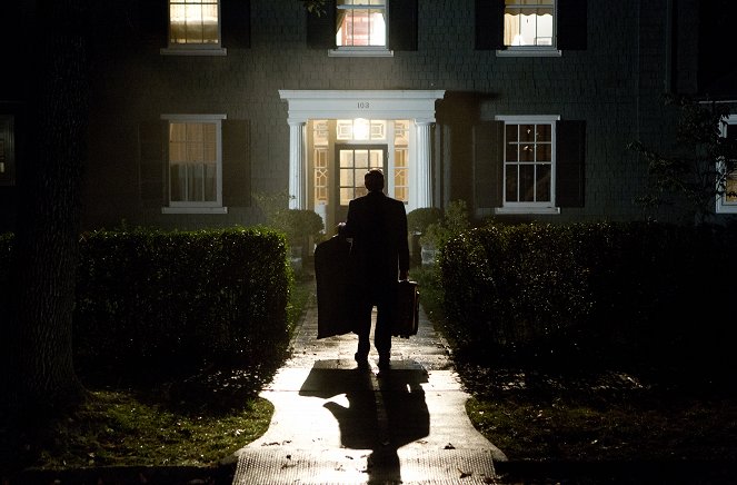 House of Cards - Chapter 12 - Photos