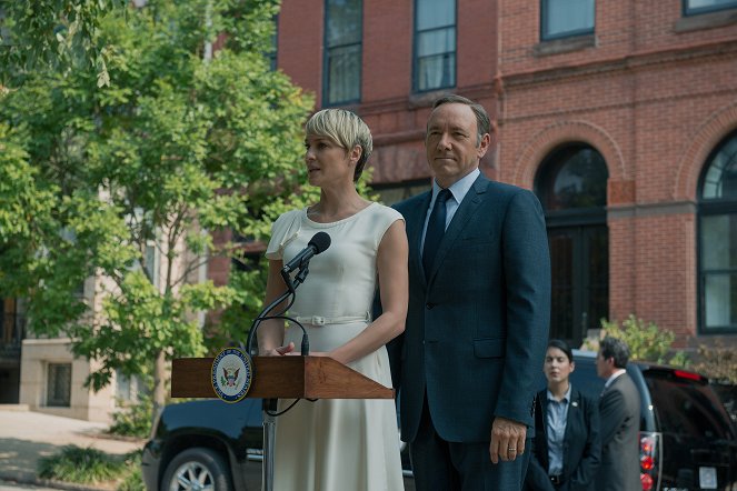 House of Cards - Bauernopfer - Filmfotos - Robin Wright, Kevin Spacey