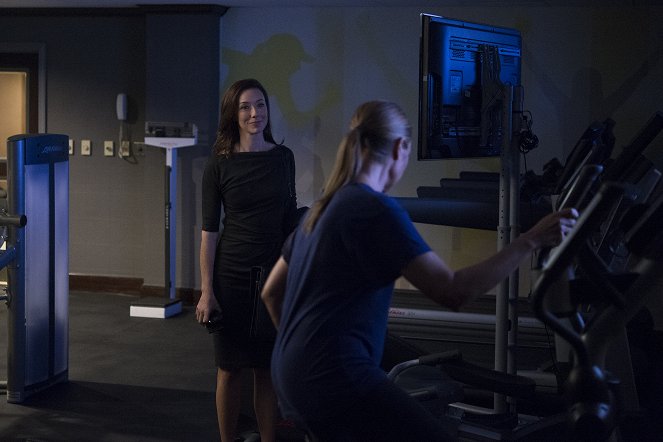 House of Cards - Chapter 34 - Photos - Molly Parker