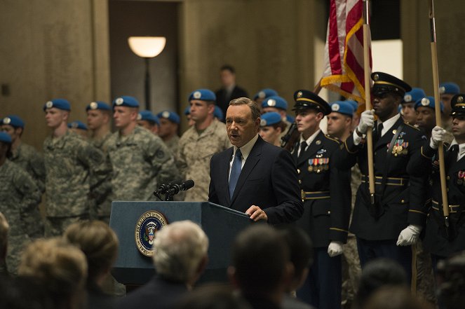 House of Cards - Chapter 34 - Photos - Kevin Spacey