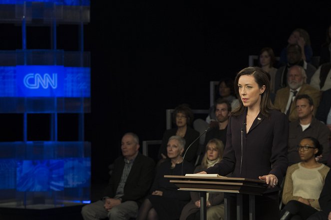 House of Cards - Season 3 - Chapter 37 - Photos - Molly Parker