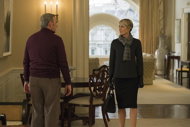 House of Cards - Chapter 39 - Photos - Robin Wright