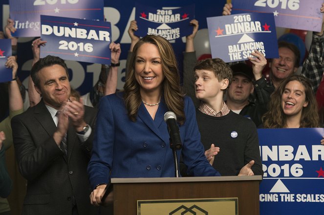 House of Cards - Ebenbürtig - Filmfotos - Elizabeth Marvel