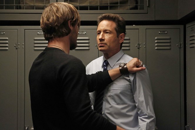 Aquarius - (Please Let Me Love You And) It Won't Be Wrong - Film - David Duchovny