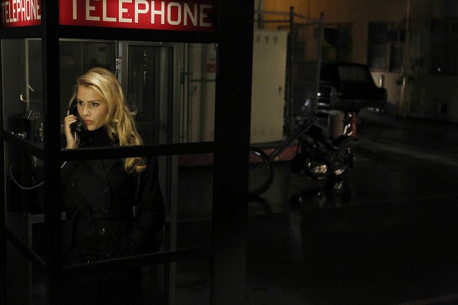 Aquarius - Old Ego Is a Too Much Thing - Photos - Claire Holt
