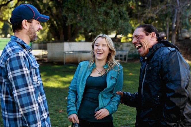 The Contractor - Tournage - Taylor Spreitler, Danny Trejo