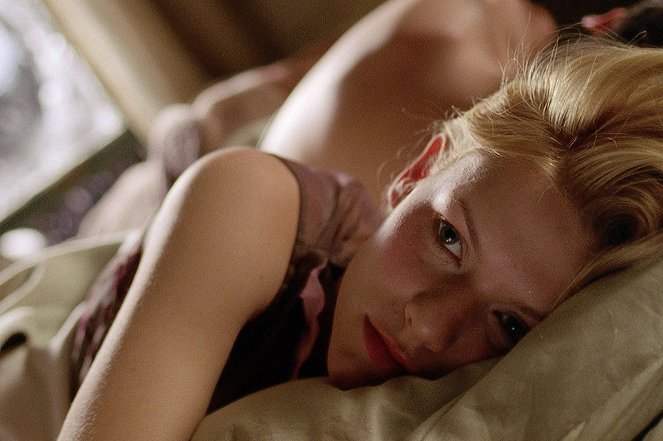It's All About Love - Filmfotók - Claire Danes