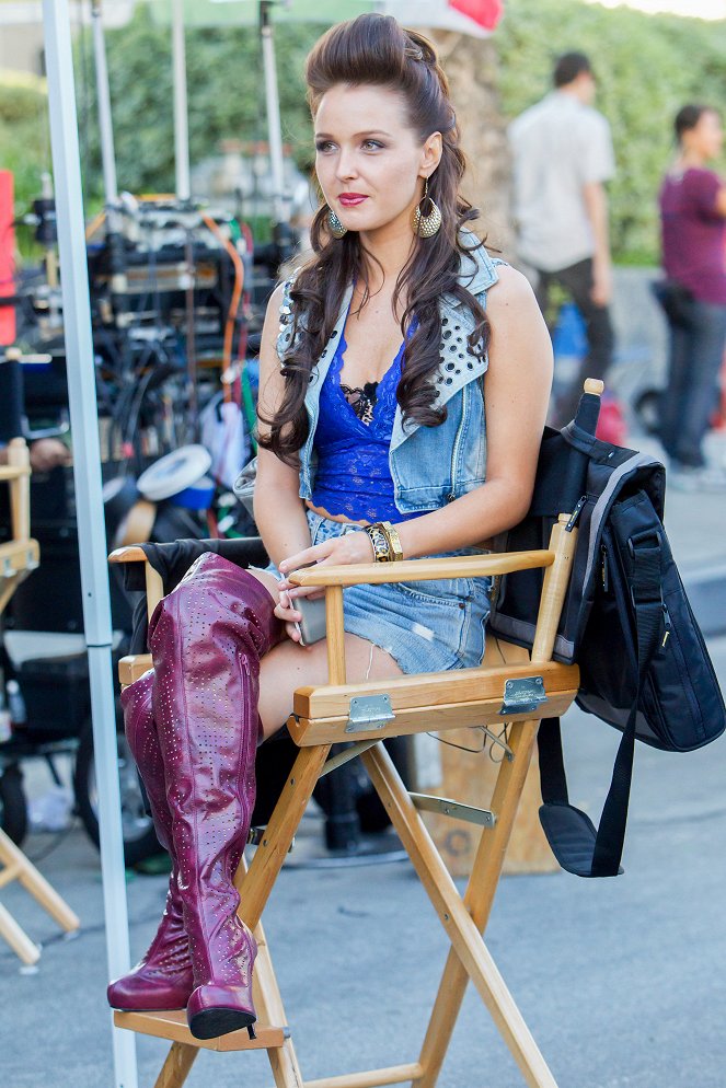 Californication - Hell Ain't a Bad Place to Be - Filmfotos - Camilla Luddington